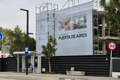 La antigua parrillada El Criollo dará paso a seis viviendas en Santa Cristina