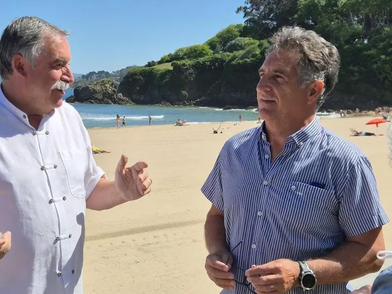 Oleiros quema a Trump y Netanyahu en un misil en la falla de San Juan en Bastiagueiro