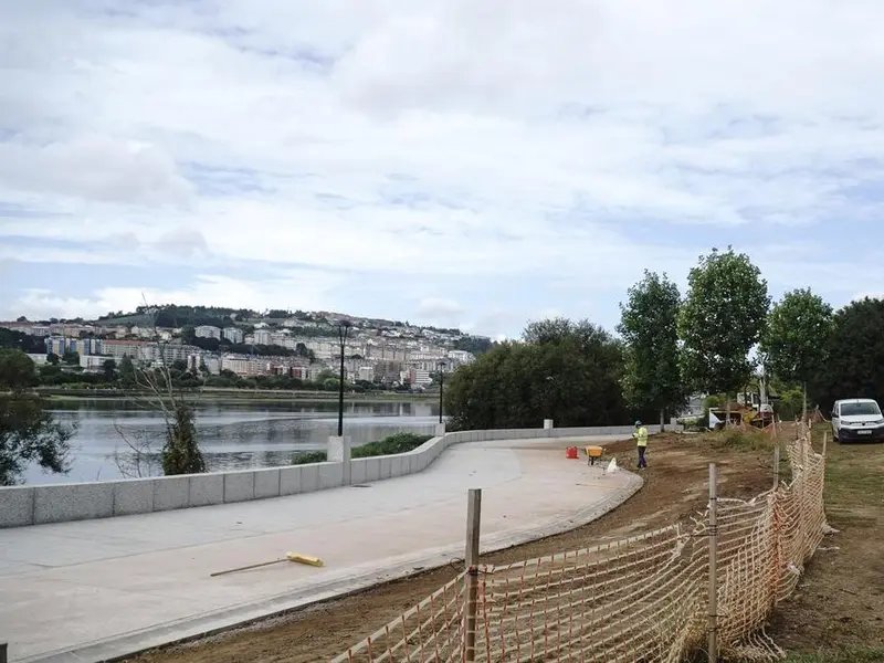 El paseo de la ría de O Burgo abrirá definitivamente este fin de semana