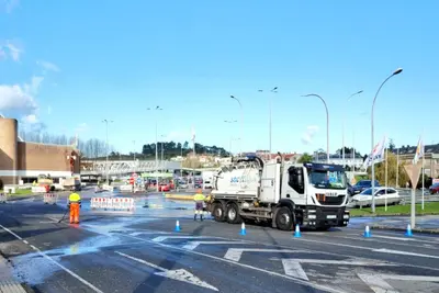 Oleiros recupera el suministro de agua tras avería en la red municipal