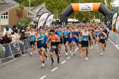 Más de 600 personas participan en la I Carrera del Ayuntamiento de Oleiros