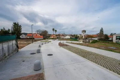 Subasta de 12 parcelas municipales para construcción de viviendas en Oleiros y alrededores