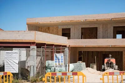 La Casa Oasis: Una innovadora vivienda de madera en Oleiros