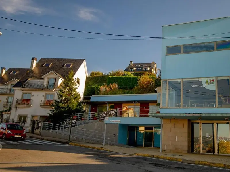 Oleiros adjudica el bar de la Casa do Pobo de Montrove tras varios intentos fallidos