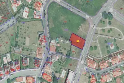 Oleiros vende 12 parcelas para construcción de viviendas unifamiliares y plurifamiliares