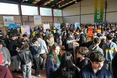 Gran asistencia en la V Feria de Orientación Académica y Profesional de Oleiros