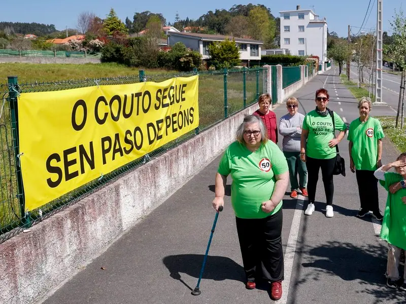 Oleiros solicita a la Xunta la pintura de un paso de peatones en O Couto y más en Dorneda y Mera