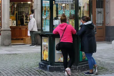 La ONCE reparte 105.000 euros en Santa Cruz, Oleiros