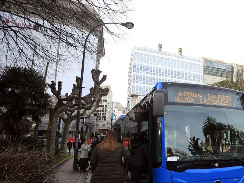 Oleiros convoca una protesta por el estado del servicio de bus metropolitano